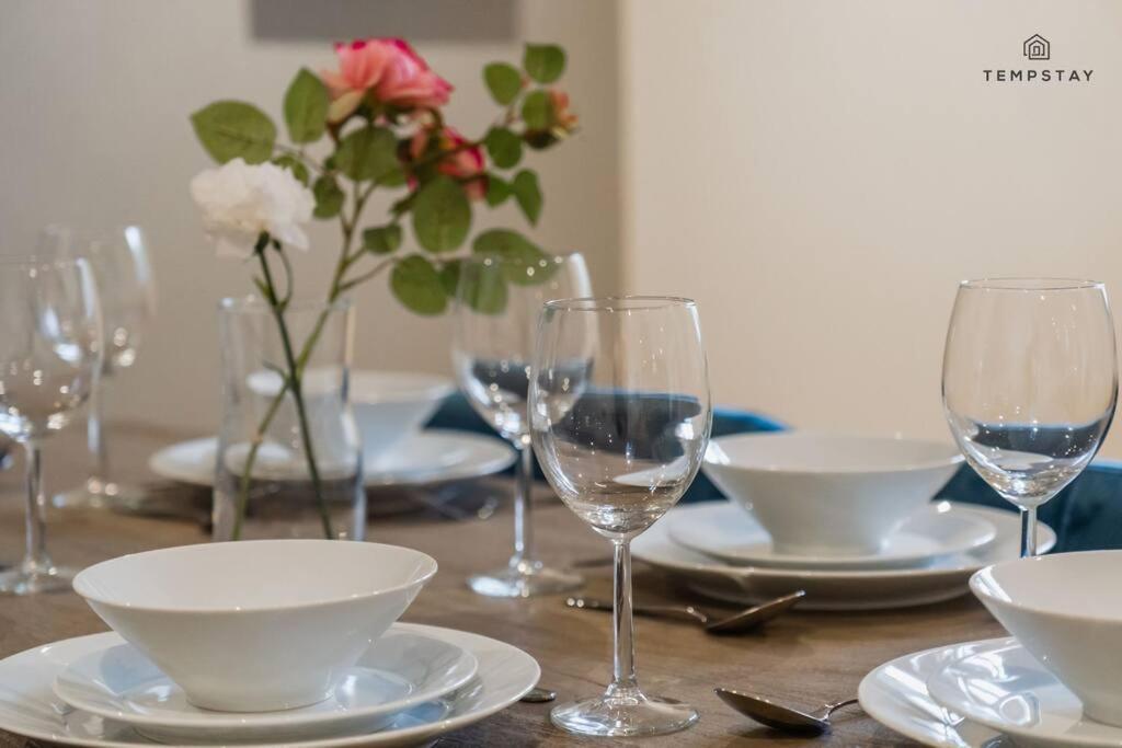 Appartement Stylish With Free Parking - 10 Mins To Legoland! *